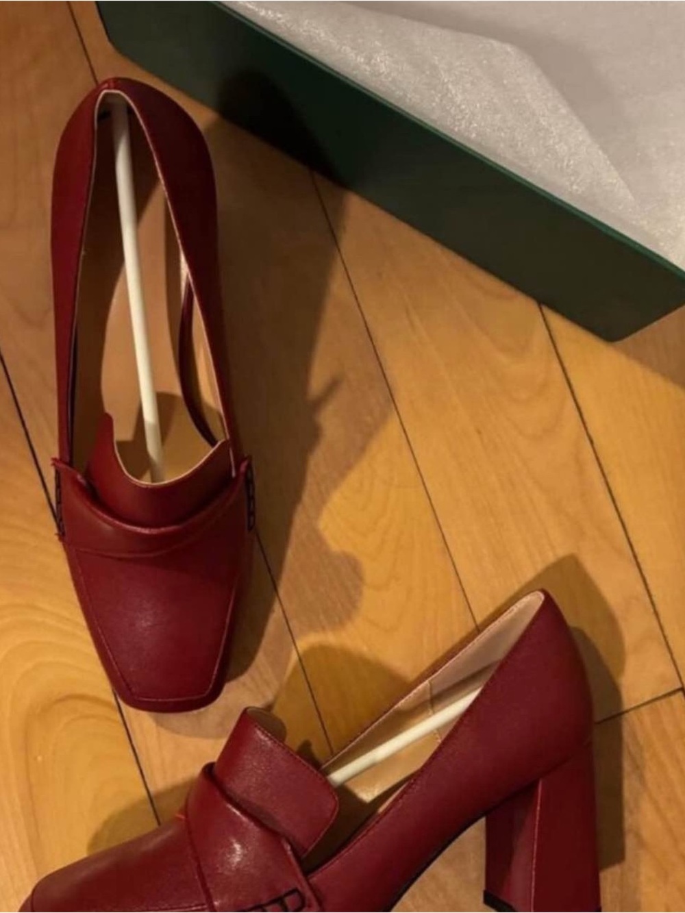 NWT Women's Burgundy Block Heel Loafers